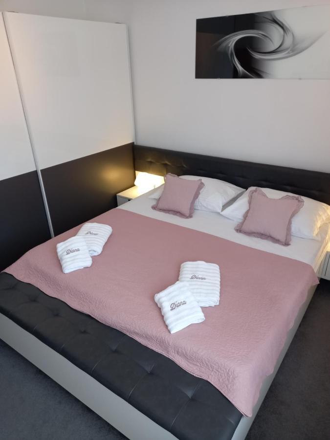 Diana Apartment *