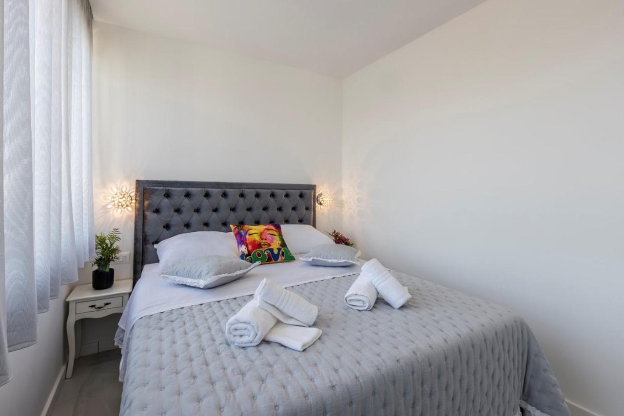 Carmen - Luxury 2-bedroom - Downtown Apartman