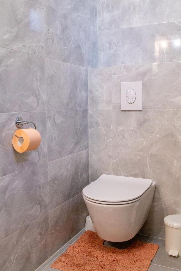 Mihael Apartamento *