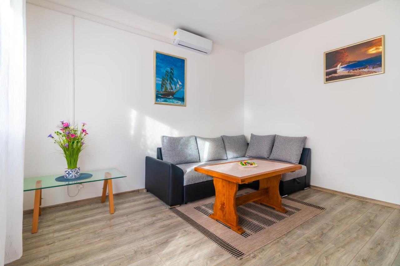 Apartamento Mihael *