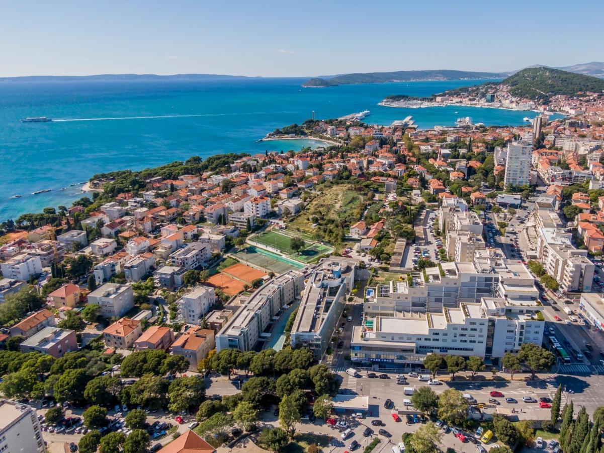 Lazarica Penthouse Apartman *