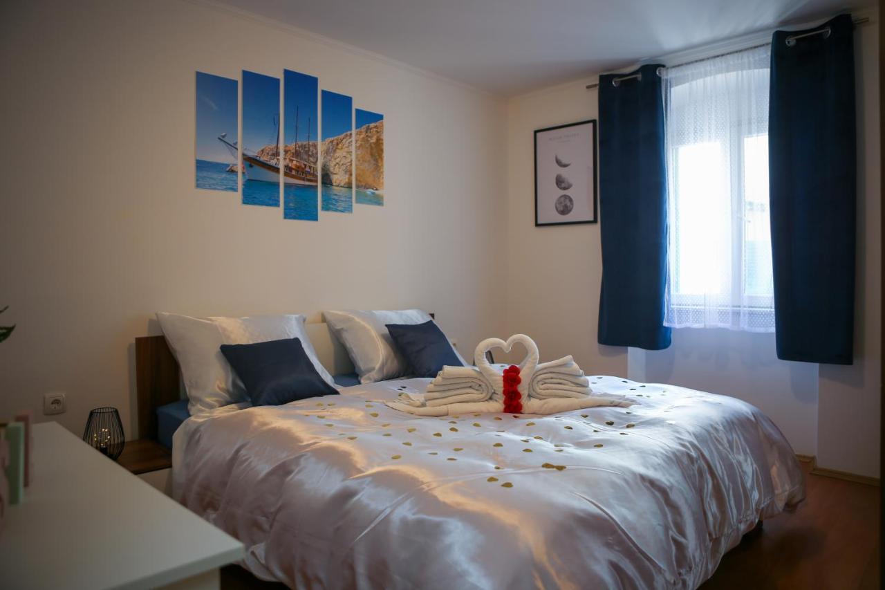 Apartment B&j - In The Center Of