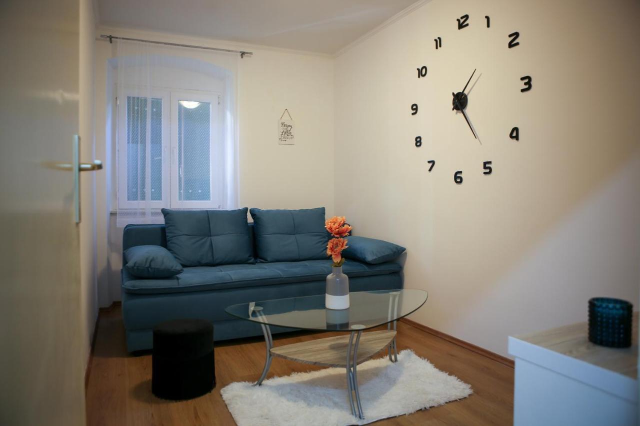 Apartment B&j - In The Center Of Split