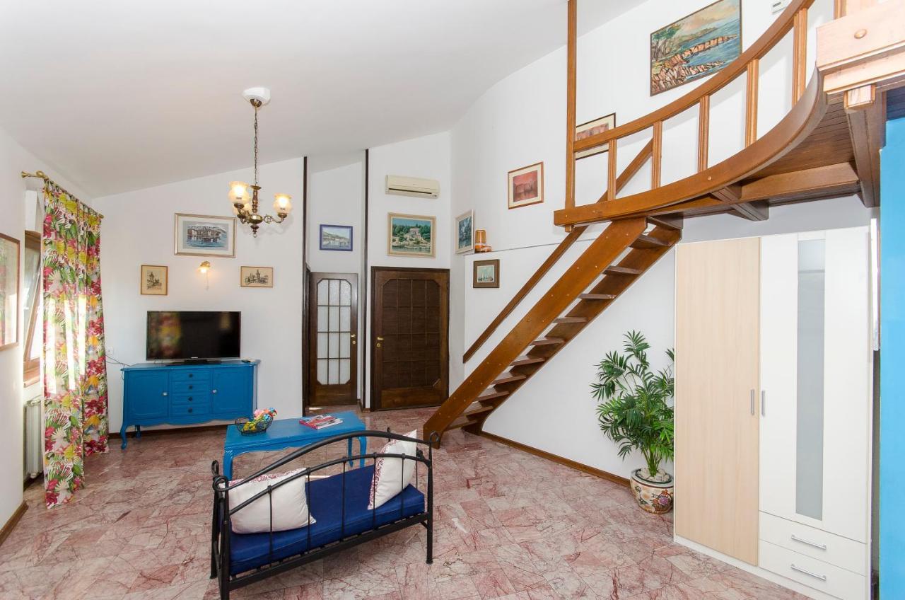 Apartment Vialli *