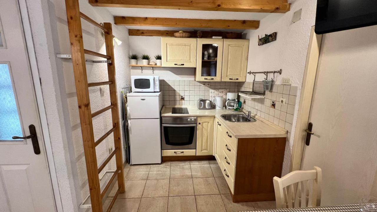Apartment Karlo *