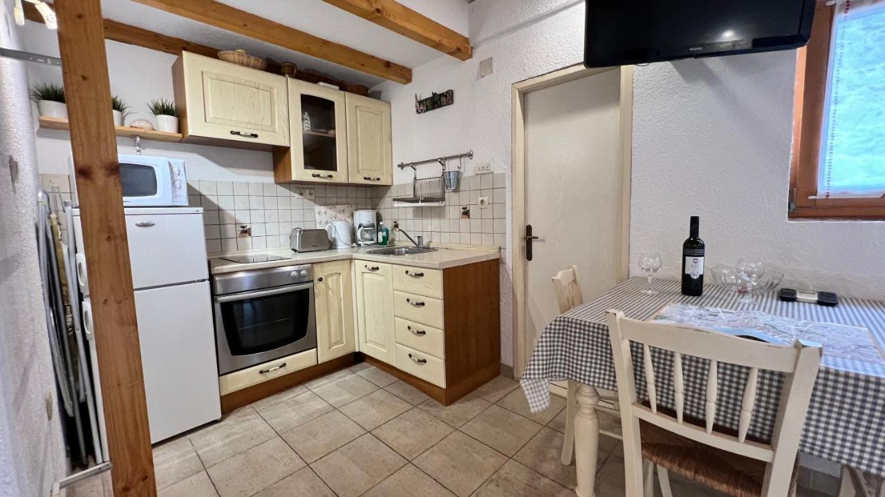 Karlo Apartment
