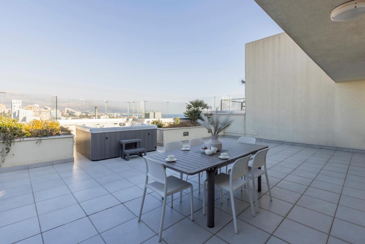 Lazarica Penthouse Apartman *