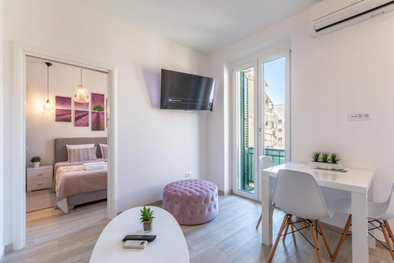 & Poesia 4* Split