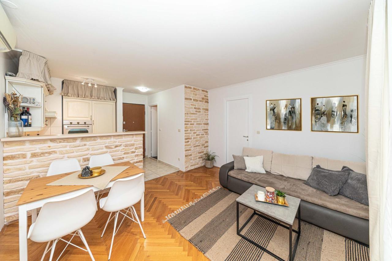 Malea Apartment
