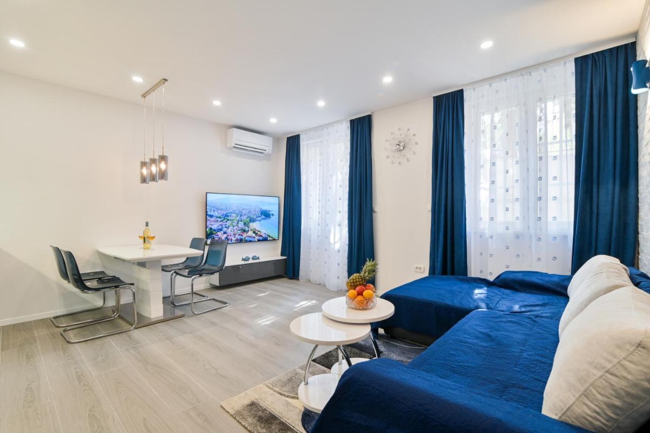 Apartment Bacvice 21 *