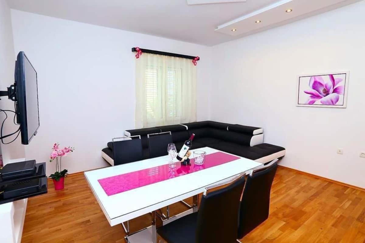 Apartamento Royal Deluxe With Balcony Split
