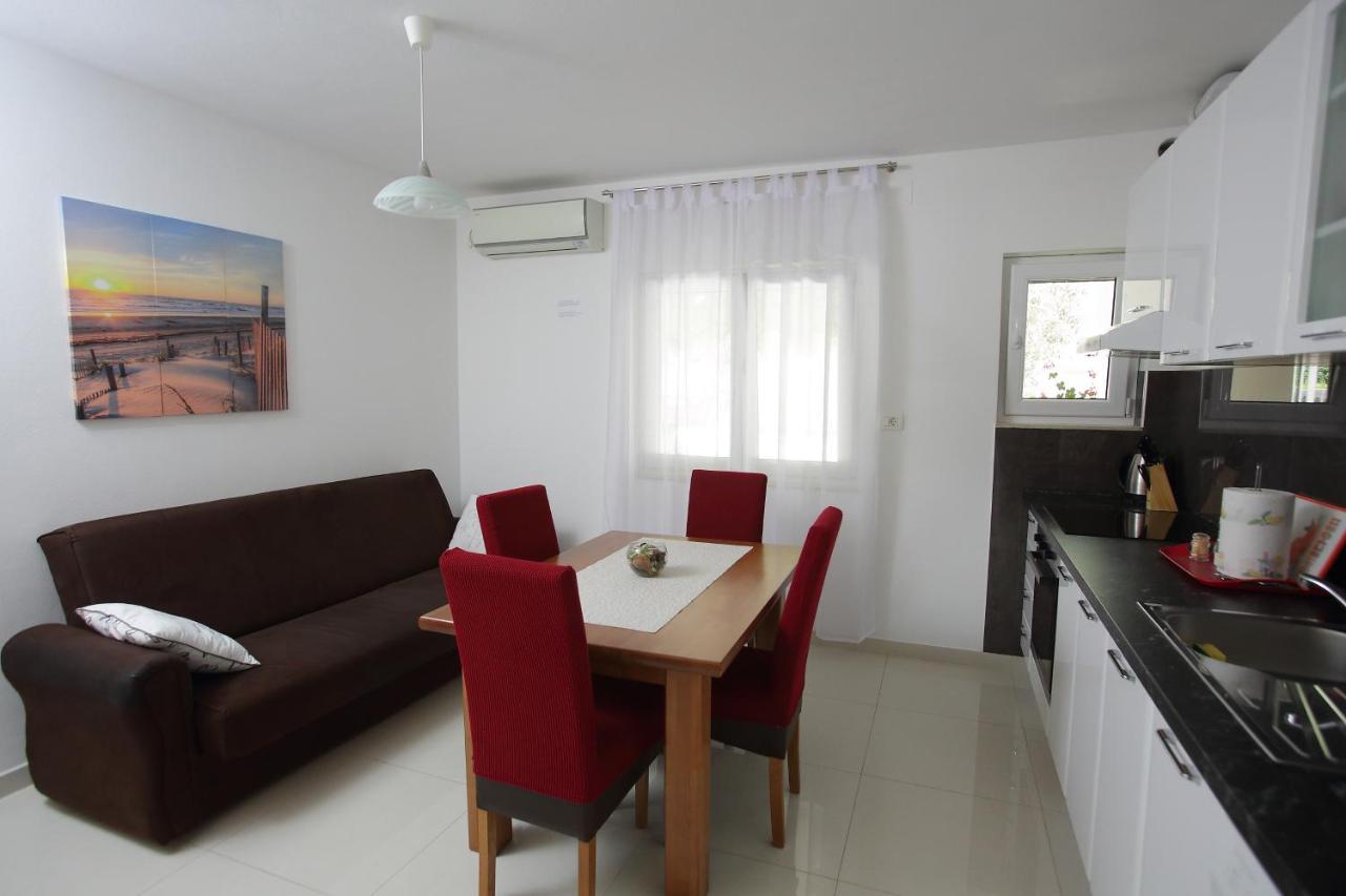 Luka Apartman *