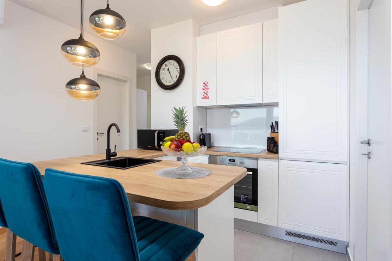 Lauretta Apartment