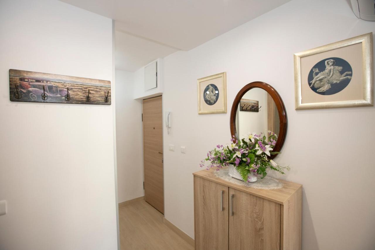 Ive Apartment *