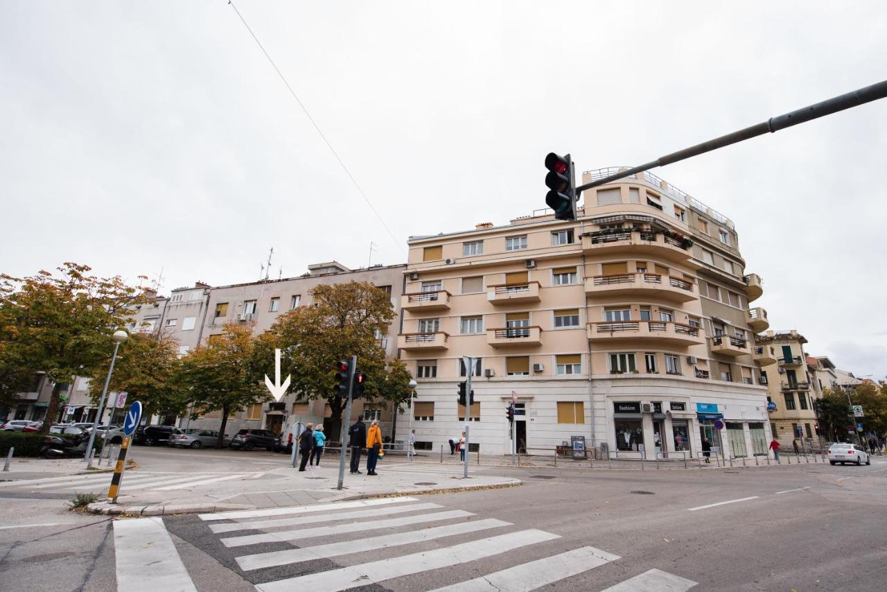 Xcite City Luxury Split