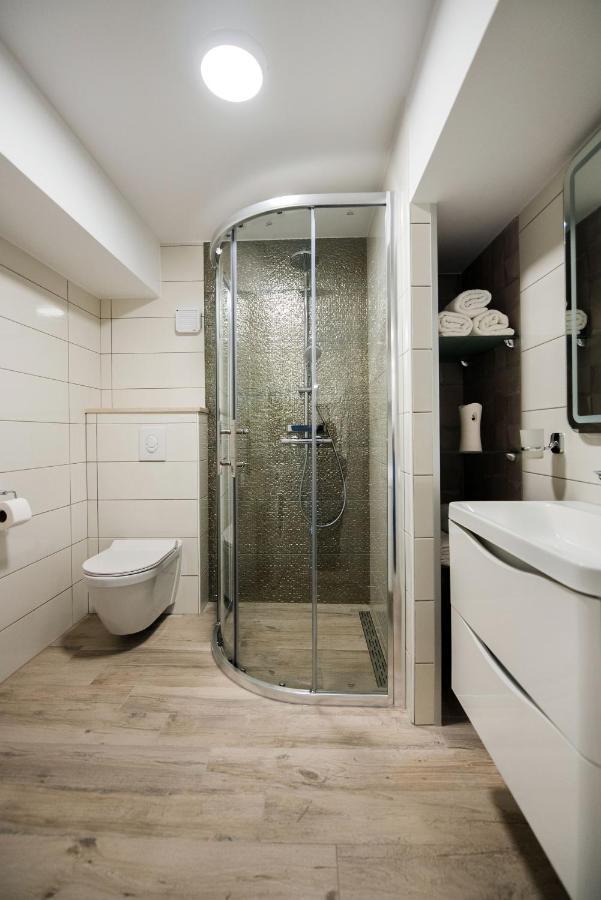 Xcite City Luxury Split