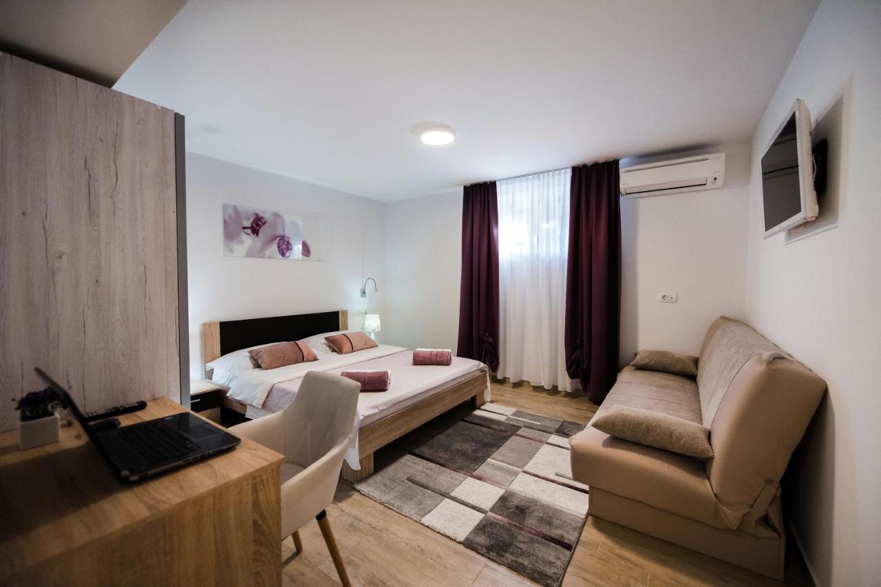 Xcite City Luxury Apartment