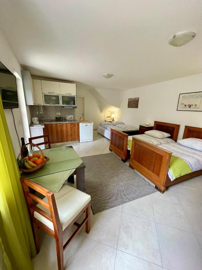 Guest house Kresic 4*
