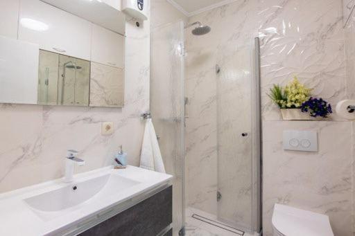 Luxury 2 Apartamento