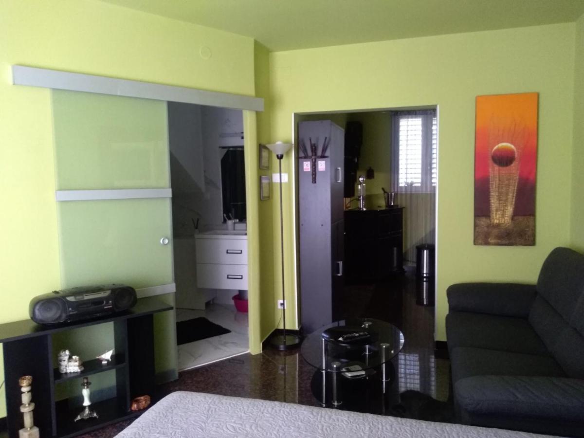 Luxury Kyara Split