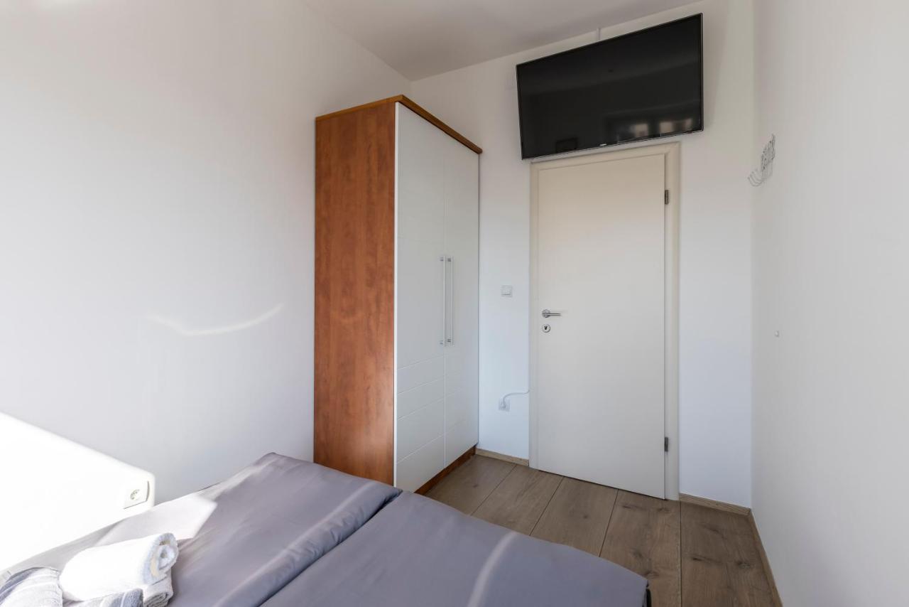 Ferula, 3 Bedroom Near Bacvice *