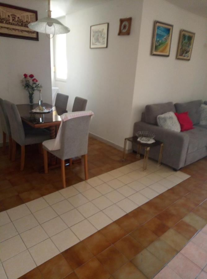Apartman Melvan Apartment *