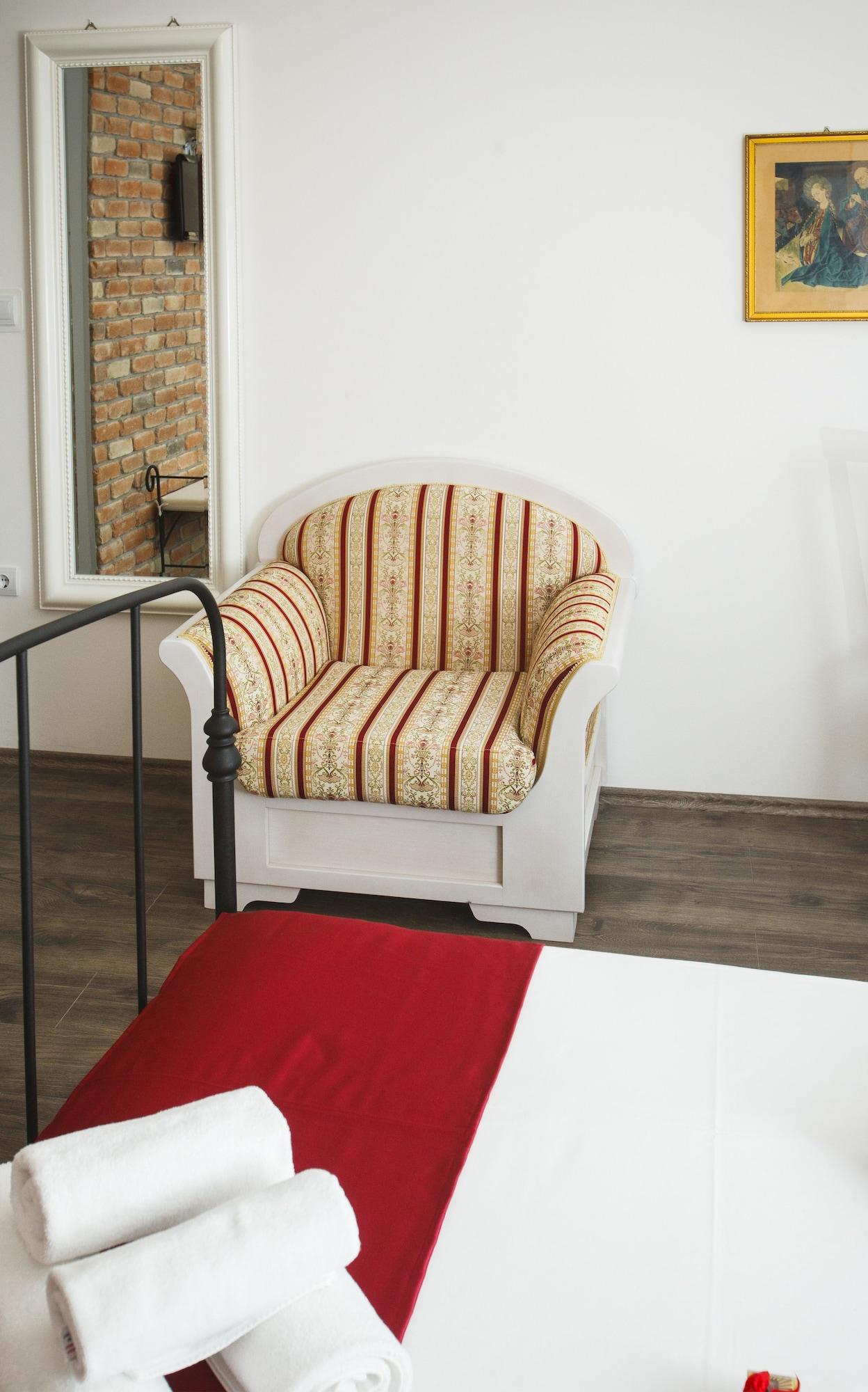 Guest house Prior 4*