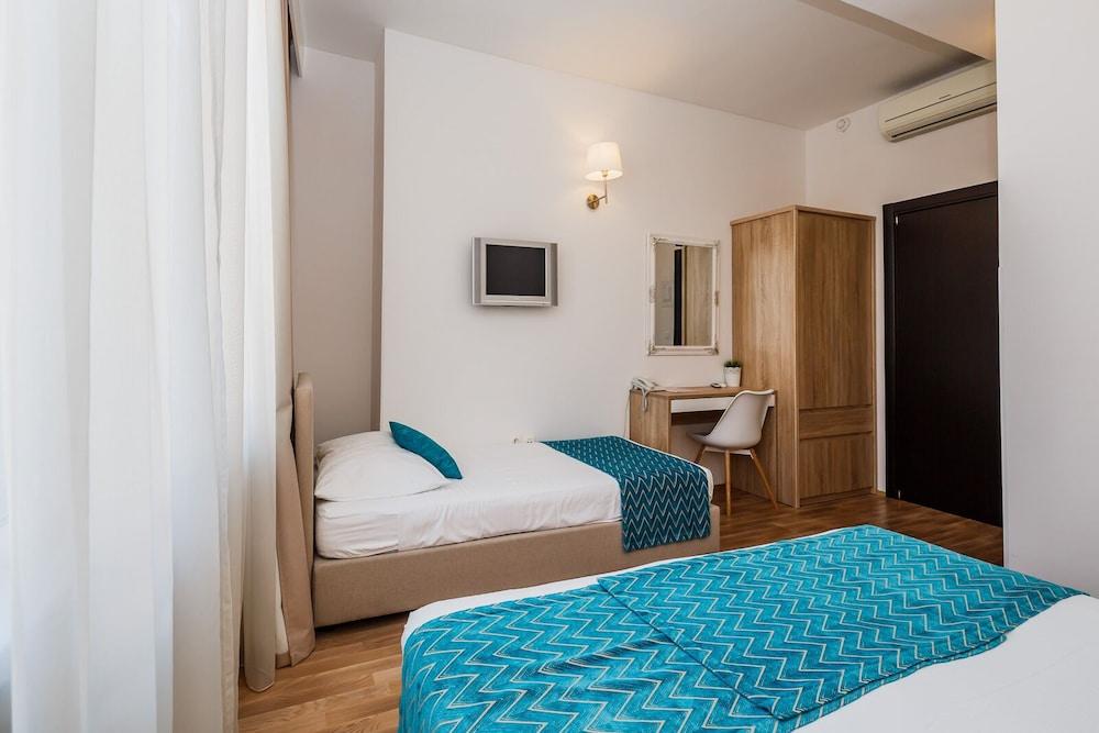 Annex Building Of Art Hotel Split
