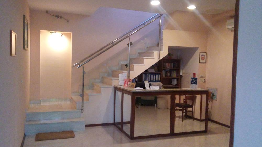 Marjela Acomodação com café da manhã  Split