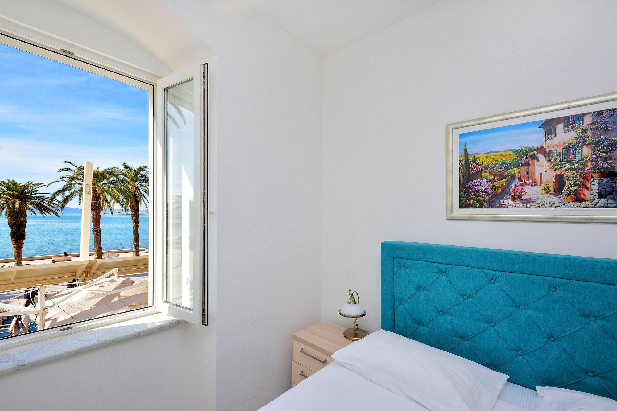 Hotel Adriana 3*