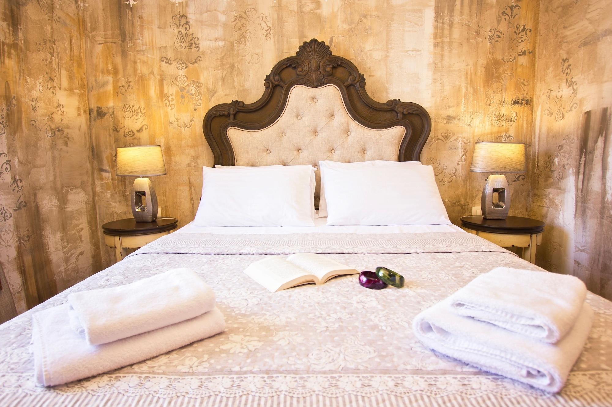 Plaza Marchi Old Town - Mag Quaint & Elegant Boutique 4*