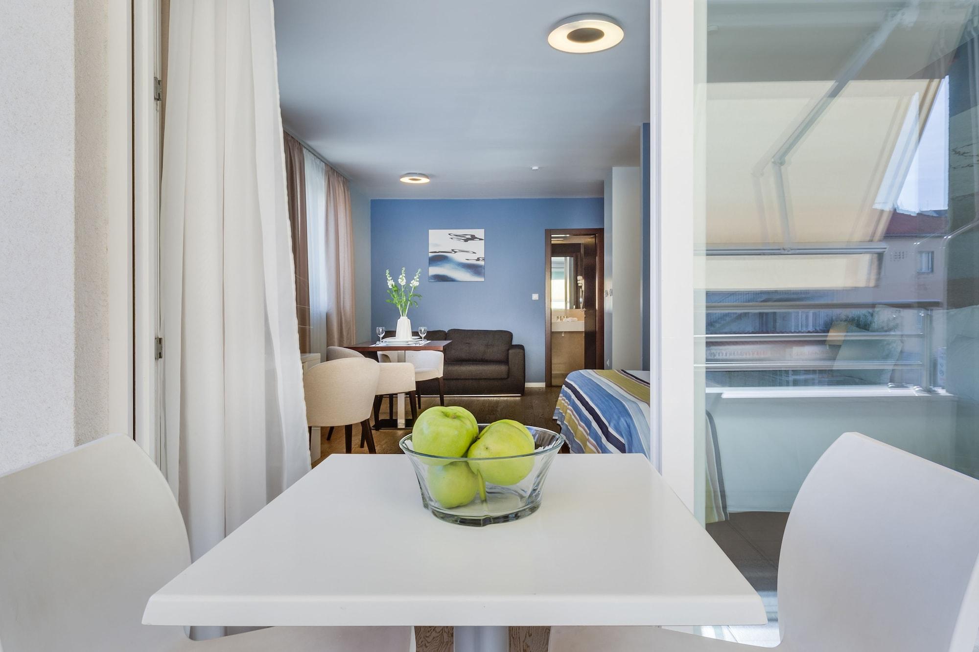 Bed & Breakfast Bb 4*