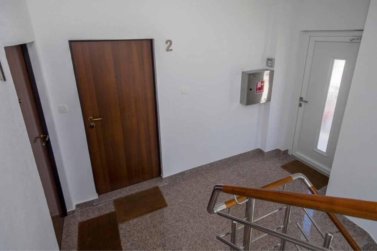 Olive Tree Apartment *