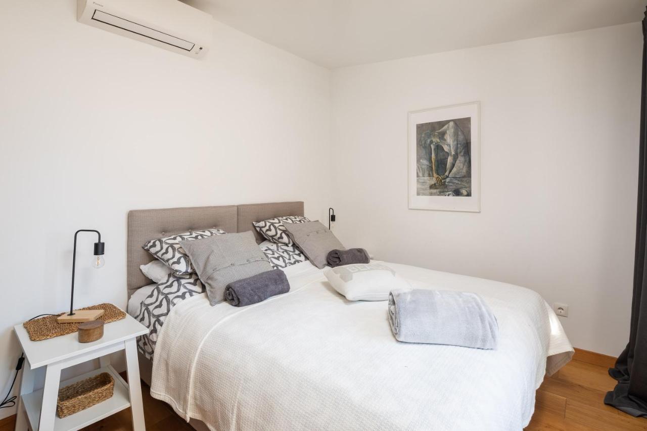 Modern With Terrace 4 Min Walk To The * Split