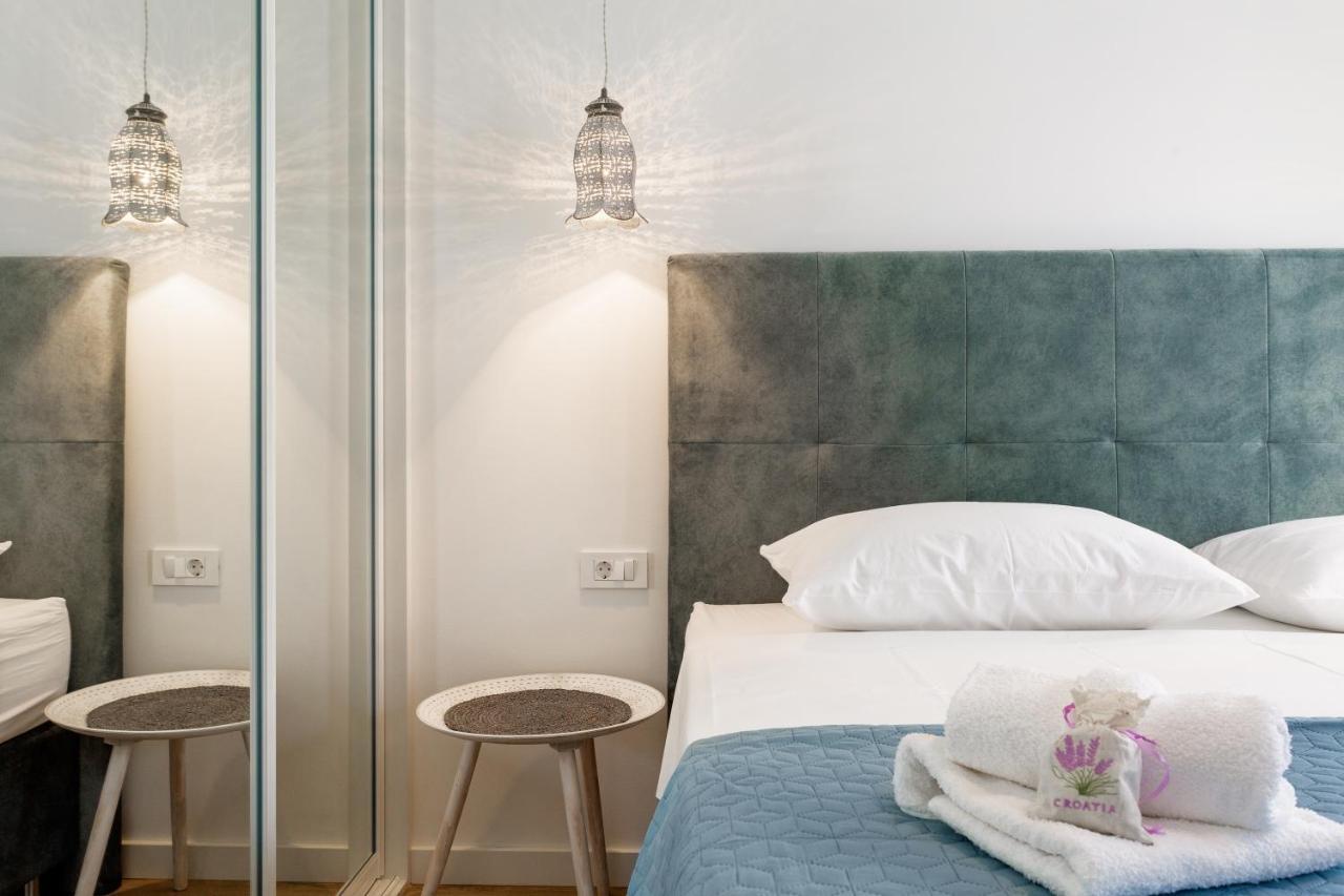 Mare's 2 Apartment *