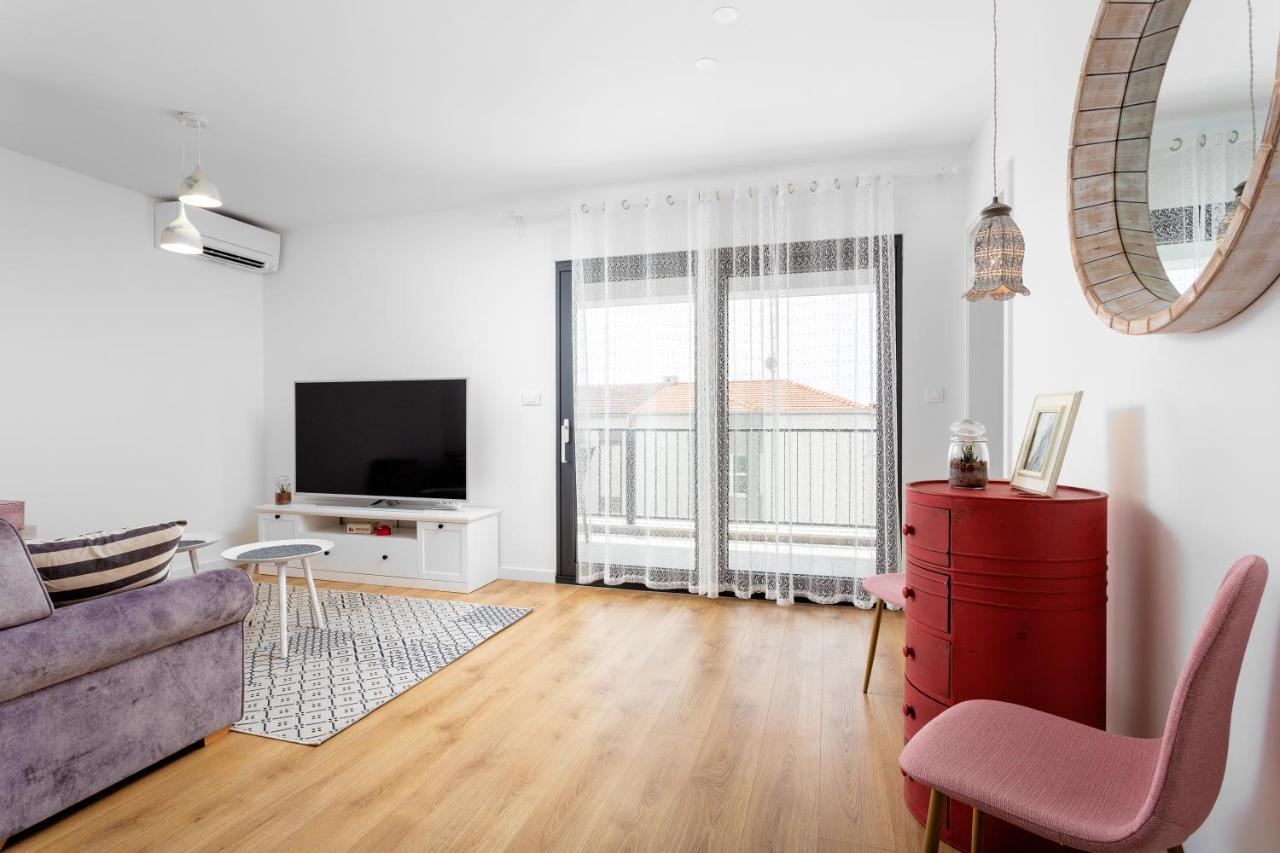 Mare's 2 Apartment