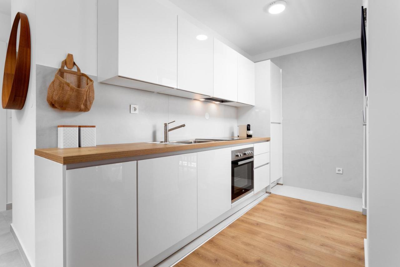 Apartment Mare's 2 *