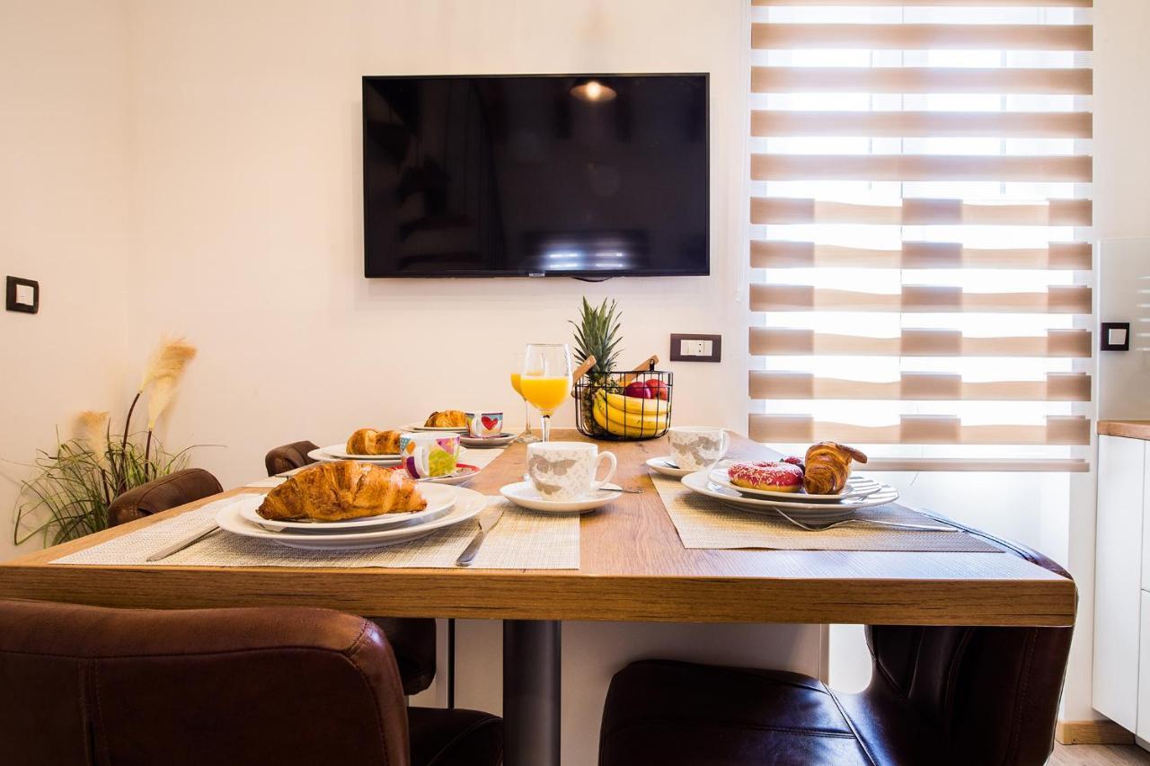 Reval Luxury Stone House Apartments**** *