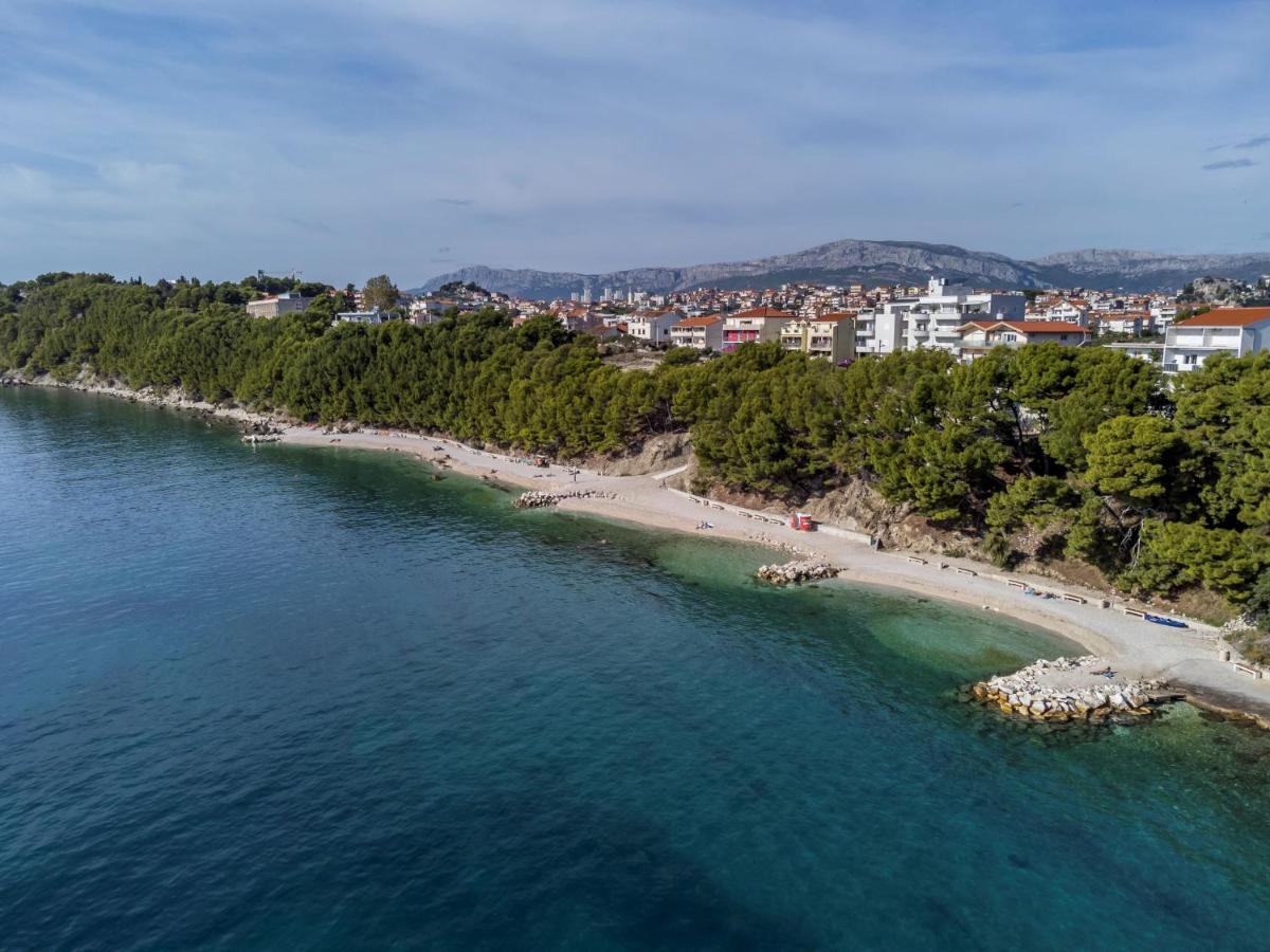 Apartman Lukiana*** *