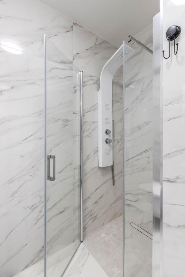 Apartman Apartman Lukiana***