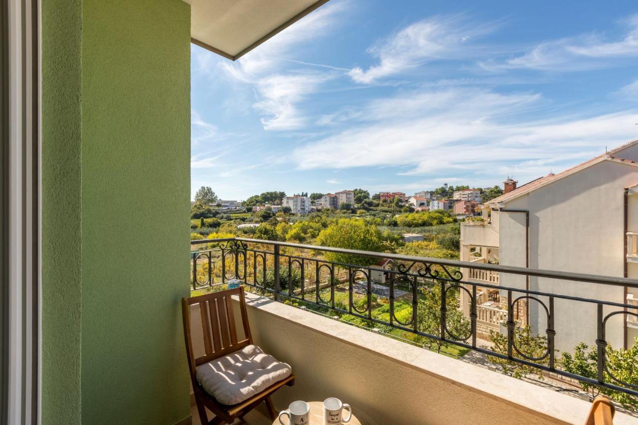Apartman Lukiana*** *