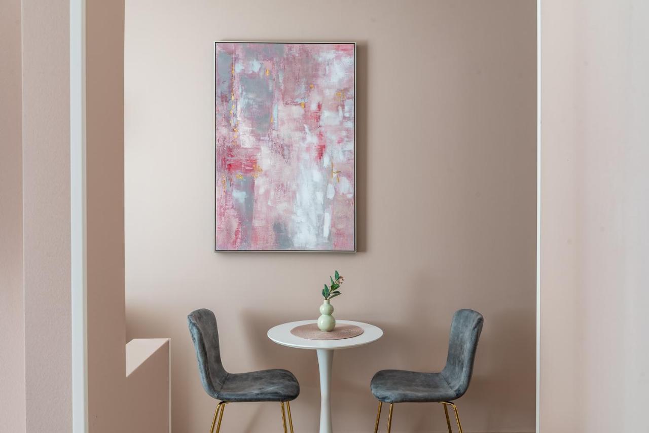 Apartman Center De Lux “ Zara “ *