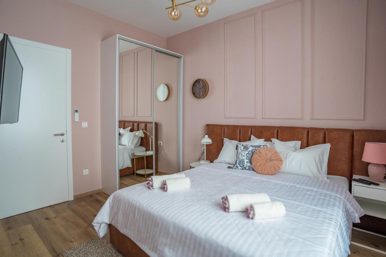 Apartman Center De Lux “ Zara “