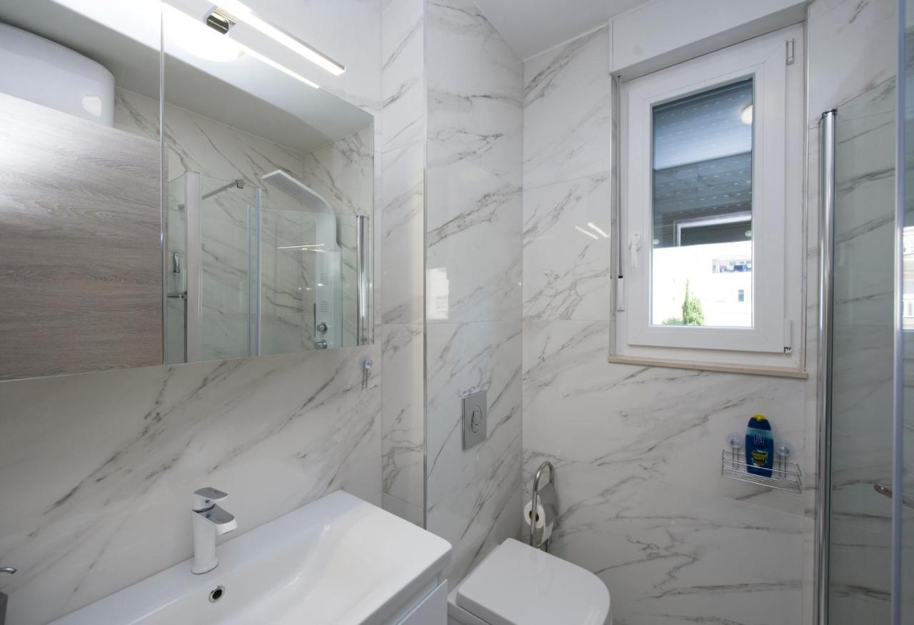 Apartment Eni