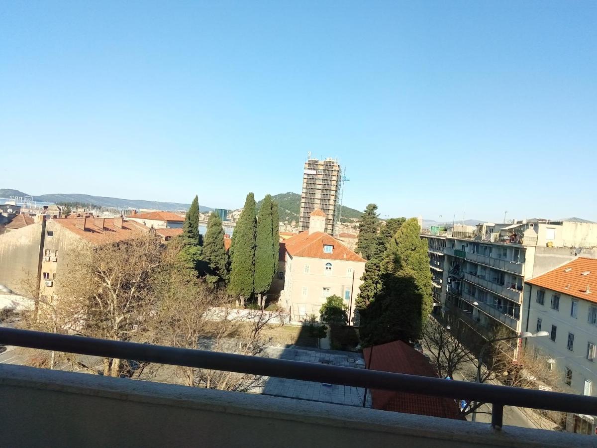 Apartamento Downtown Luxury Emili