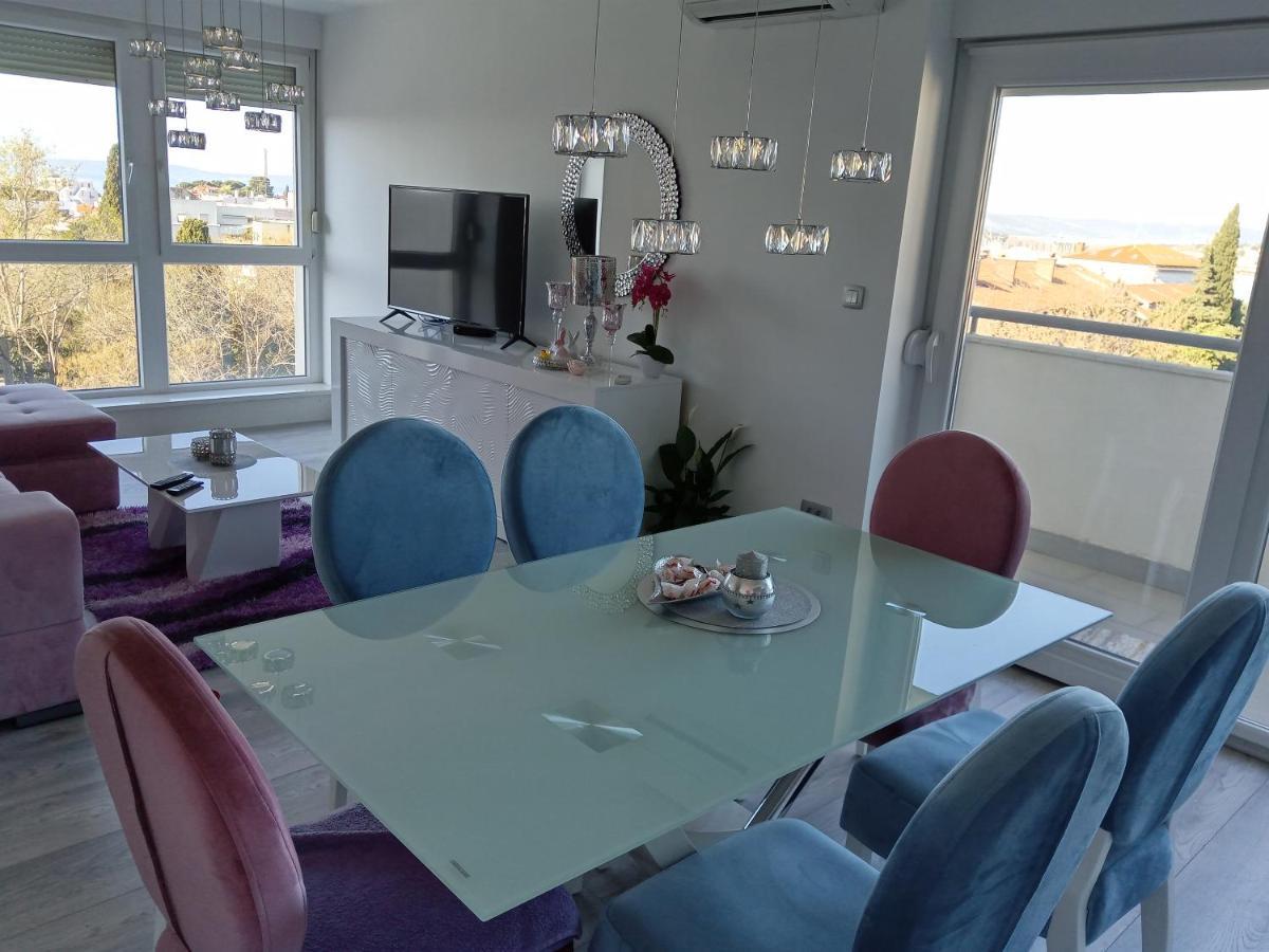 Apartamento Downtown Luxury Emili Split