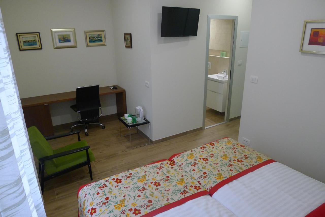 Bed & Breakfast Centre Zlatan Rooms&studio *