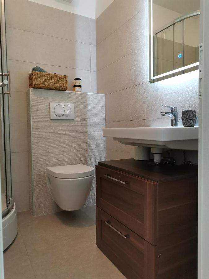 Apartment Modern Apartman Marcelina With A Garage And Balcony With Wifi *