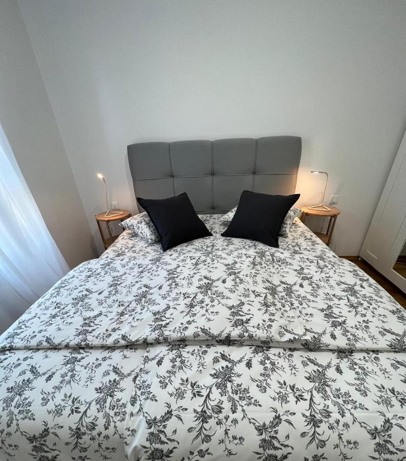 Apartment Allora