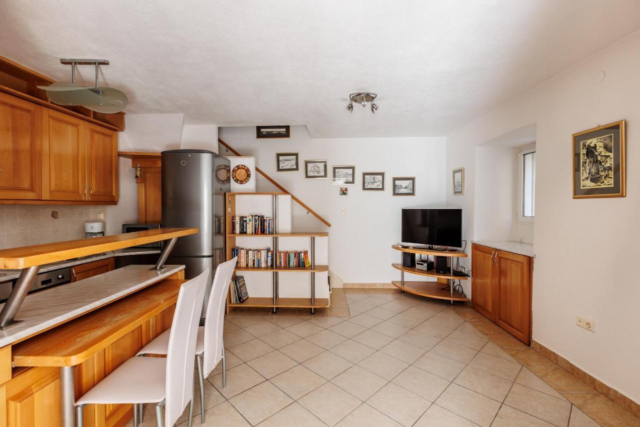 Apartment House Mirko- Center Of *
